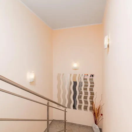 Apartment Family Friendly With A Swimming Pool - 21314 *
